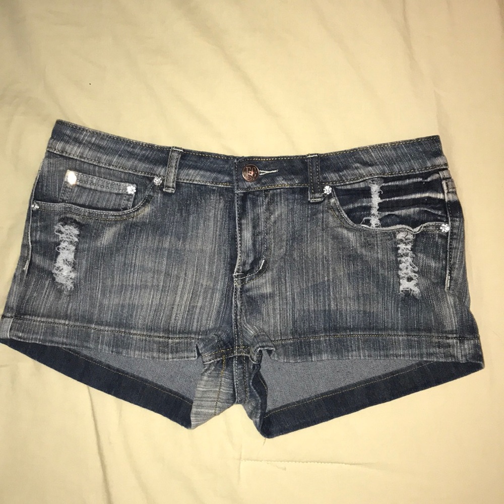 Free culture shorts